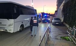 Çukurova Belediyesi operasyonunda gözaltına alınan 49 kişi adliyeye sevk edildi