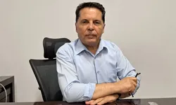 Esenyurt Belediye Başkanı Ahmet Özer, Yeni Parti’ye geçti