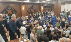 Cem Kotan’ın istifasının ardından Konyaaltı Meclisi’nde tansiyon yükseldi