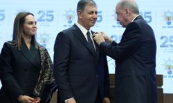 AK Parti'ye geçen Cemil Tugay'dan ilk paylaşım