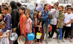 BM'nin kaynakları tükendi: Gazze’de 500 bin kişiye gıda yardımı kesildi!