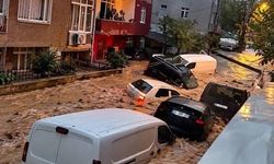İstanbul'u sel vurdu, trafik durdu: Yoğunluk yüzde 40'a düştü!