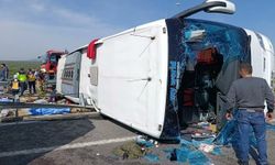 Manisa'da tır ve yolcu otobüsü çarpıştı: 11 kişi hayatını kaybetti!