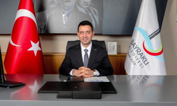Bayraklı Belediye Başkanı İrfan Önal, CHP'den istifa etti