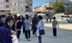 Ortaokulda peş peşe rahatsızlandılar: 12 öğrenci hastaneye kaldırıldı
