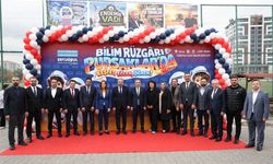 Pursaklar Bilim Şenliği’nde çocuklar bilimin dünyasını keşfediyor