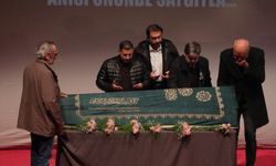 Soner Olgun için Harbiye Muhsin Ertuğrul Sahnesi'nde anma töreni yapıldı