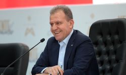 Tutuklu Vahap Seçer'den tahliye ve göreve iade çağrısı