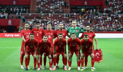 Türkiye A Milli takımı futbolcularının çocukluk halleri gündem oldu
