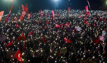 Sanatçılardan ortak çağrı: ‘Hukuk, adalet ve demokrasi için omuz omuza’
