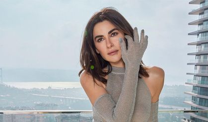 Nesrin Cavadzade'den bornozlu Hıdırellez pozları