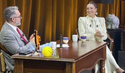 İrem Sak'tan havalimanı röportajı veren ünlülere taş! Görmediniz çünkü çağırmadık