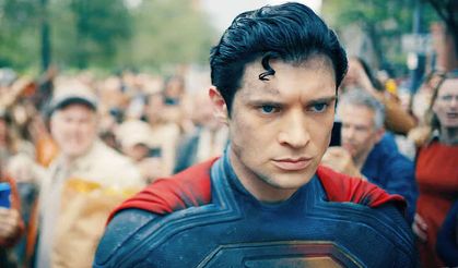 Yeni Superman ortaya çıktı: İlk fragman yayınlandı