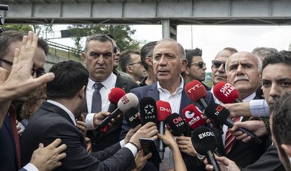 Gazeteler, Gürsel Tekin’in polis eşliğinde CHP İstanbul il binasına girmesini nasıl gördü?