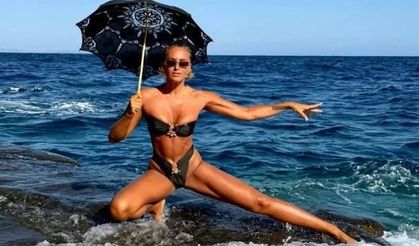 ‘Bikini izi sevmem’ diyen Eda Taşpınar'dan üstsüz paylaşım