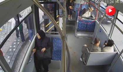Otobüs şoförü, kalp krizi geçiren yolcuyu hastaneye yetiştirdi; o anlar kamerada!