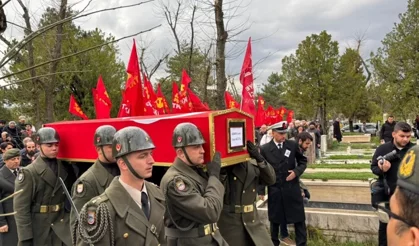 Yalçın Küçük son yolculuğuna uğurlandı