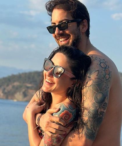 2 yıllık evlilik sona erdi: Ünlü çift boşandıklarını açıkladı