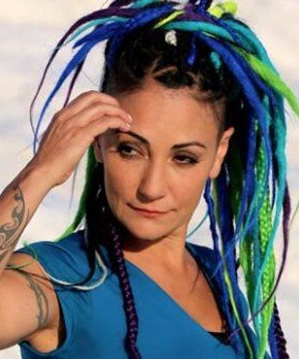 Rock müziğinin unutulmaz ismi Özlem Tekin, yıllar sonra görüntülendi