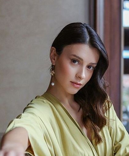 Yalı Çapkını'nın Pelin'iydi: Buce Buse Kahraman evleniyor