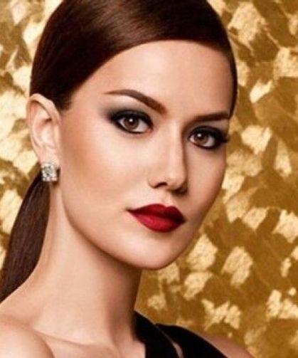 Oktay Kaynarca ile Fahriye Evcen aynı dizide rol alacak