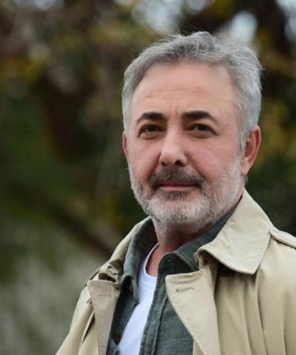 Mehmet Aslantuğ’un annesi hayatını kaybetti!