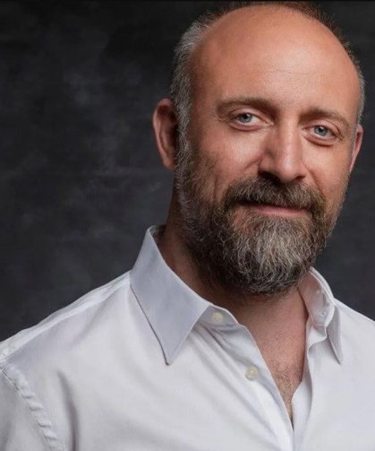 Halit Ergenç 'Satıcının Ölümü' ile sahnede!