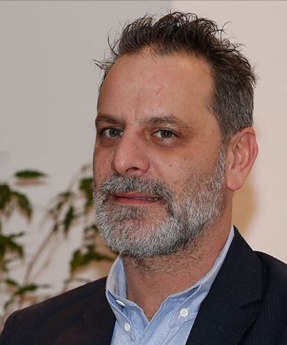 Kadınlar tarafından 'failler dışarı' sloganıyla mekandan kovulan Ozan Güven'den açıklama