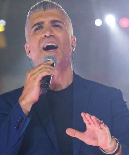 Özcan Deniz konserinde çıkan olayda bir kişi bıçaklandı