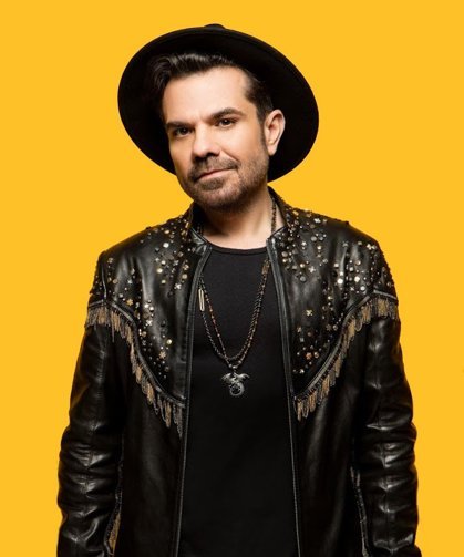 Kenan Doğulu 2 milyon dolarlık evine alıcı bulamıyor!