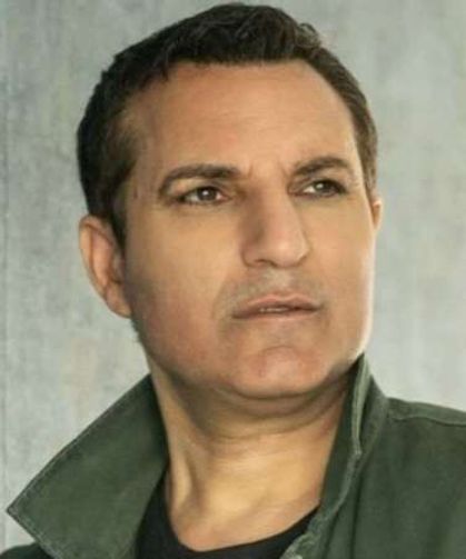 Rafet El Roman’ın oyunculuğu beğenilmediği için setten kovulduğu ortaya çıktı!