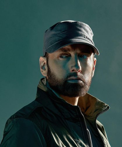 Eminem, gazetede Slim Shady’nin ölüm ilanını yayınlattı