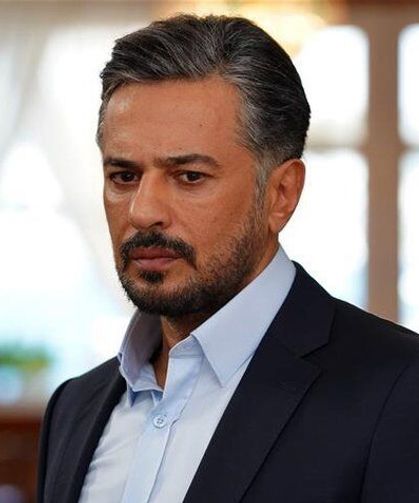 Emre Altuğ: 'Kendimi çirkinleştirmek için çabaladım'