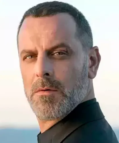 Ozan Güven, gittiği mekandan kadınlar tarafından kovuldu