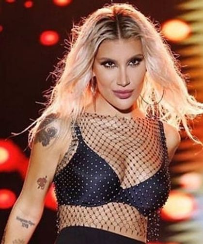 İrem Derici Melih Kunukçu ile nişanlandı