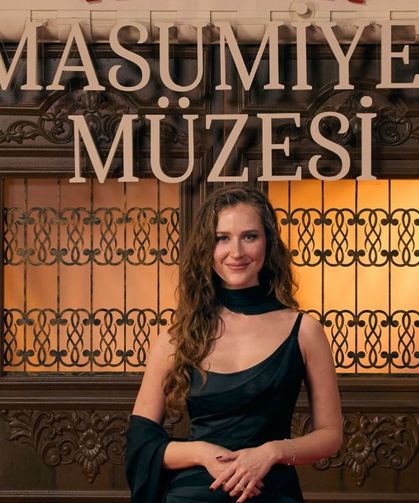 Masumiyet Müzesi'nin Sibel'i kamera arkası görüntüleri tek tek paylaştı