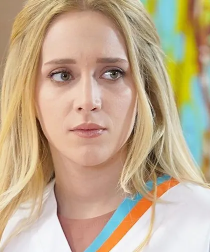 Hayal Köseoğlu'ndan olay yaratan sözler: 'Sisteme ait olmazsanız'