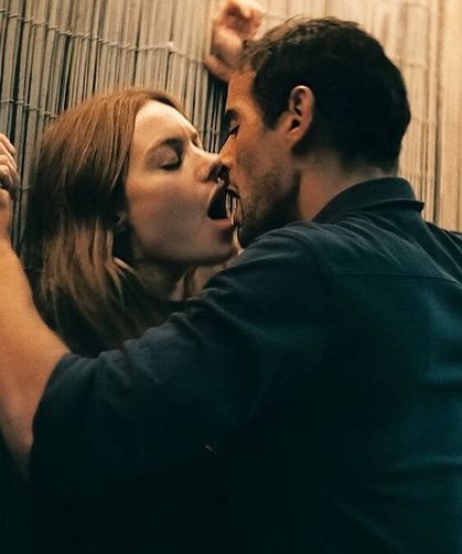 Erotik sahneleriyle Netflix'e damga vuran 10 film!