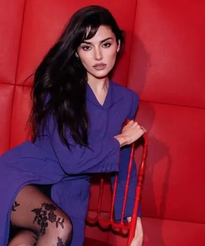Hande Erçel ikinci kez teyze oluyor!