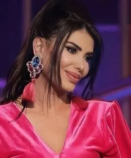 Şarkıcı Hatice dolandırıldı