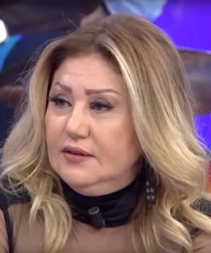 Şarkıcı Hamiyet hastanelik oldu