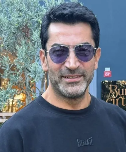 Ünlü oyuncu Kenan İmirzalıoğlu'ndan sosyal medya kararı!