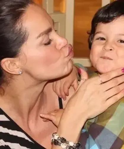 Ebru Şallı'nın ölen oğlu için söyledikleri yürek burktu