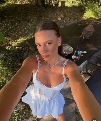 Serenay Sarıkaya’dan spor salonunda dikkat çeken paylaşım