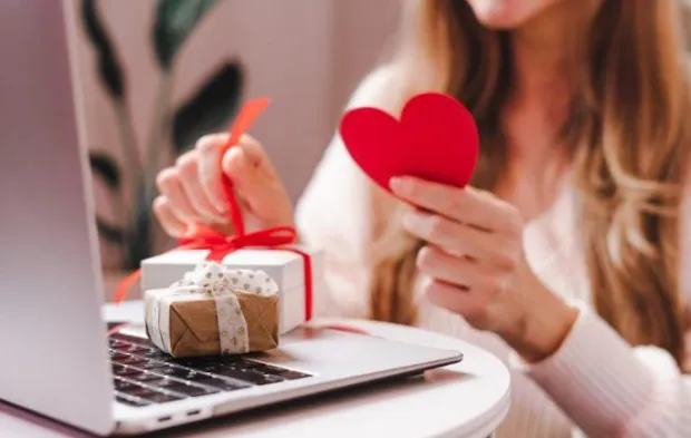 Sevgililer Günü yaklaşıyor: İşte 14 Şubat’ta sevgilinize alabileceğiniz 10 hediye!