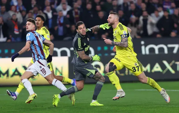 Günün spor manşetleri: Gazeteler Trabzonspor-Fenerbahçe derbisini nasıl gördü?