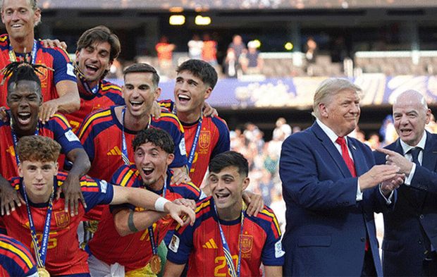 Trump'tan Dünya Kupası'nda çok konuşulacak hareket: FIFA Başkanı'nı bile dinlemedi