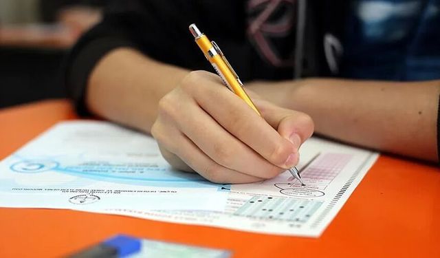 MEB Bursluluk Sınavı soru ve cevap anahtarları yayımlandı