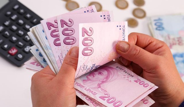 Asgari ücrete ara zam için yasaya dikkat çekti: Güncelleme mecburi!