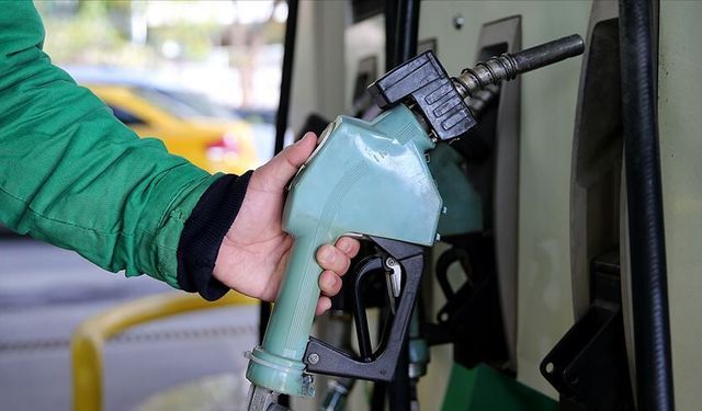 Motorine 2,92 lira zam: Pompa fiyatlarına yansıdı